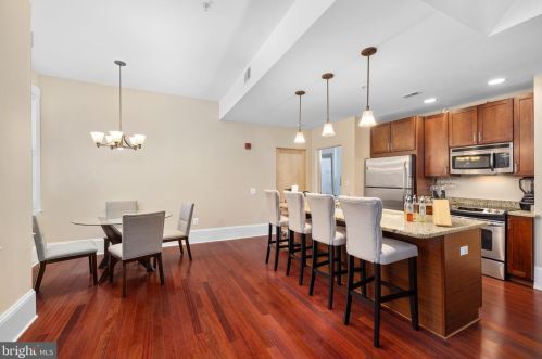 9610 Dewitt Dr, Silver Spring MD 20910-7110 exterior