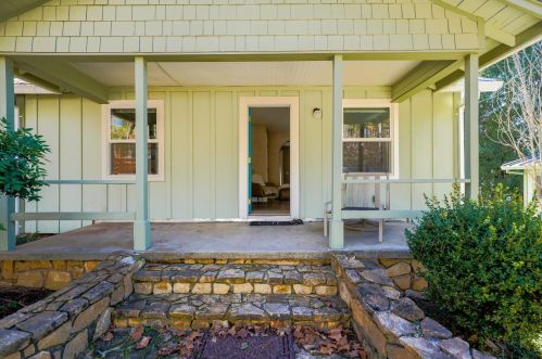 11921 Rough And Ready Hwy, Grass Valley, CA 95945-8503