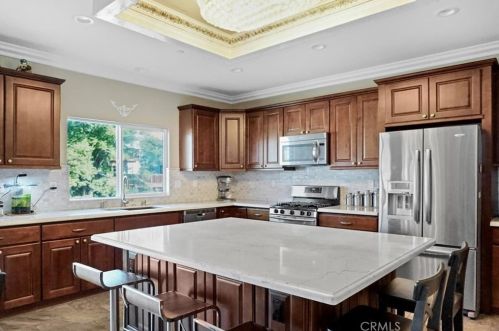 14012 Quailridge Dr, Riverside CA  92503-7201 exterior
