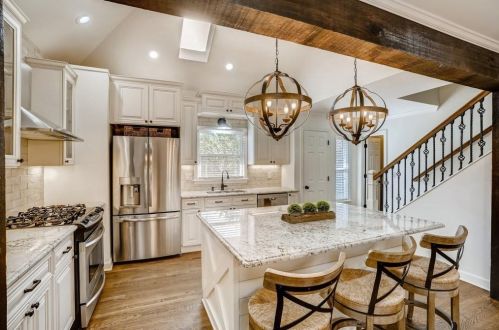 290 Halah Cir, Atlanta GA  30328-5241 exterior