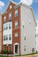 9555 Hall Ter, Manassas, VA 20110-1817