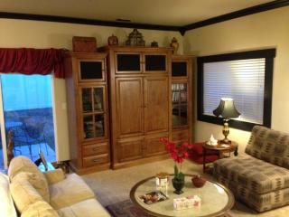 12766 Timber Run Dr, Riverton UT  84096-7430 exterior