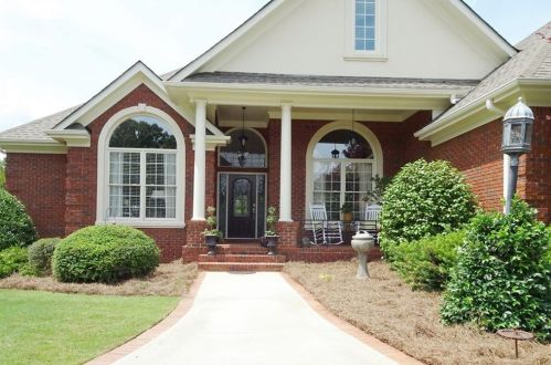 95 Meadow Trl, Social Circle, GA 30025-4886