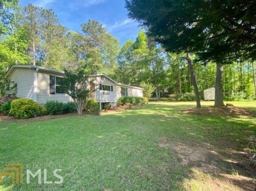 101 Camellia Dr, Forsyth, GA 31029-6419