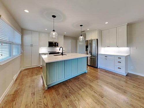 11447 Cromwell Ct, Dallas TX  75229-2532 exterior