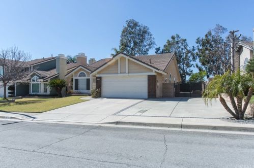 6678 Vanderbilt Pl, Rancho Cucamonga, CA 91701-7785
