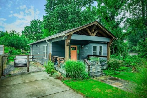 1837 Hosea L Williams Dr, Atlanta GA  30317-2211 exterior