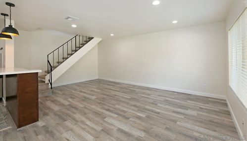 10444 Caminito Rimini, San Diego, CA 92129-2058