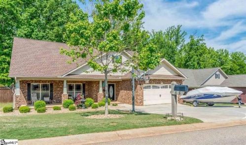 675 Heatherstone Ln, Roebuck, SC 29376-2790