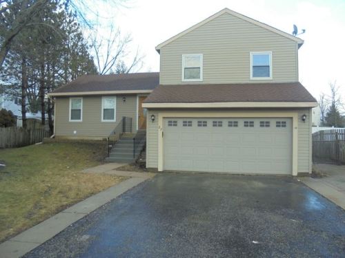 27 Ascot Ln, Streamwood, IL 60107-6619