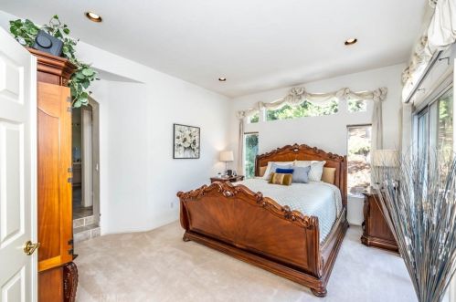 7551 Hollow Oak Rd, Anaheim CA  92808-1429 exterior