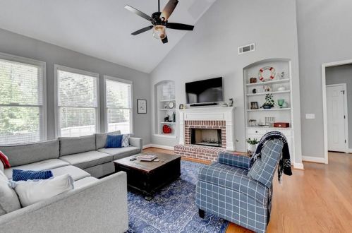 116 Newcastle Walk, Holly Springs GA  30188-6087 exterior