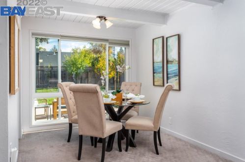 3124 Ameno Rd, Concord CA  94519-2221 exterior