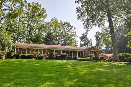 3446 Hazelwood Dr, Atlanta GA  30345-2145 exterior