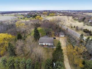 7605 Queen St, Loretto, MN 55357-9638