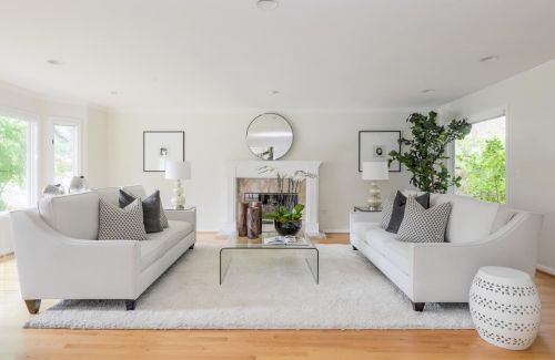 694 Panchita Way, Los Altos, CA 94022-1598