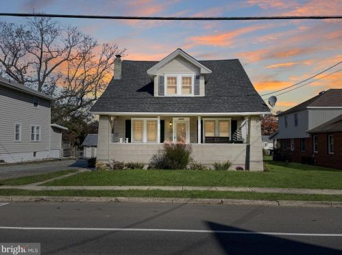 24725 Main St, Columbus, NJ 08022-1319