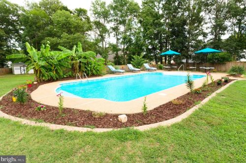 5401 Hogan Ct, Fredericksburg, VA 22407-8910