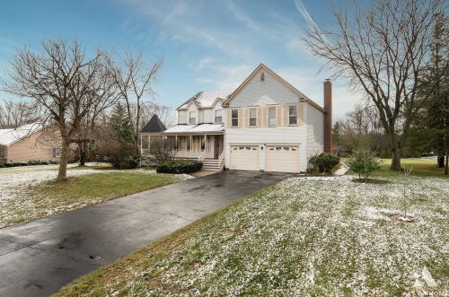 9 Don Carlos Dr, Hanover Park, IL 60133-6701