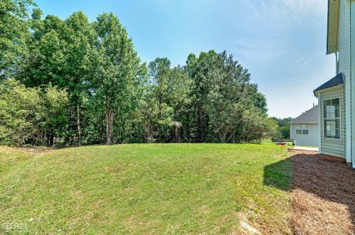 93 Carriage Lake Dr, Stockbridge GA  30281-6276 exterior