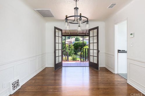 1834 Alpha Rd, Glendale CA  91208-2134 exterior