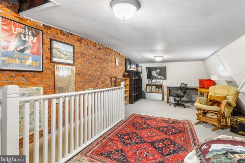 430 42 St, Philadelphia PA 19104-0044 exterior