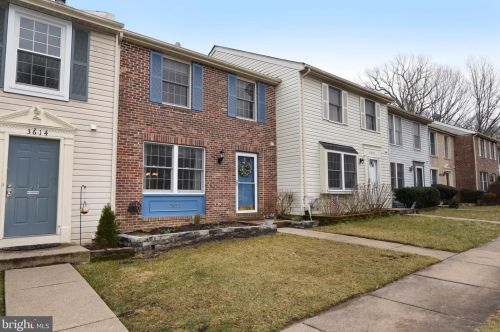 3612 Woodhaven Ct, Woodbridge, VA 22192-6406