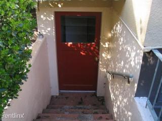 2266 Alder St, Eugene OR  97405-2944 exterior