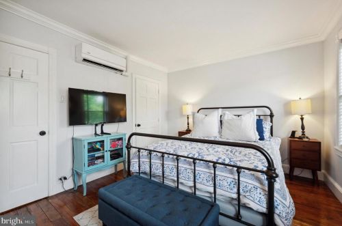 1013 Greenwich St, Philadelphia PA  19147-6320 exterior