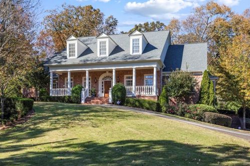 2169 Cumberland Dr, Smyrna GA  30080-4601 exterior