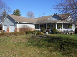 220 2nd St, Otego, IL 62418-1244