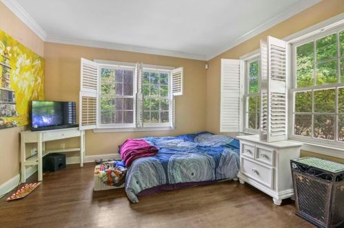 150 Beverly Rd, Atlanta GA  30309-2656 exterior