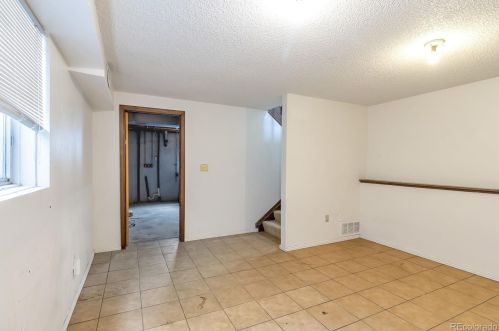 962 Zeno Way, Aurora CO 80017-3393 exterior