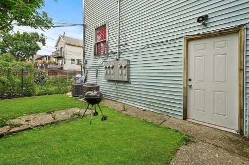 3432 Cortland St, Chicago IL  60647-6042 exterior