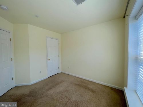 11507 Pittsford Glen Way, Silver Spring MD 20904-4203 exterior