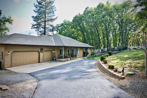 3030 Ridgewood Dr, Swansboro Country, CA 95667-9589