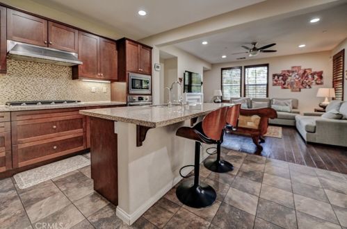 68 Prickly Pear, Irvine CA  92618-8856 exterior
