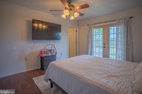 116 Solomons Ct, Hedgesville WV  25427-3723 exterior