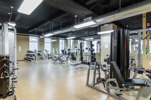 400 17th St, Atlanta GA  30363-1045 exterior
