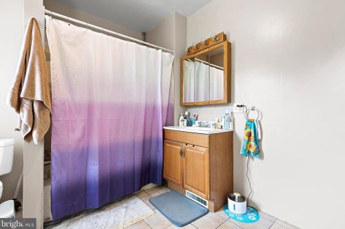 546 Spruce St, Lancaster PA  17603-3353 exterior