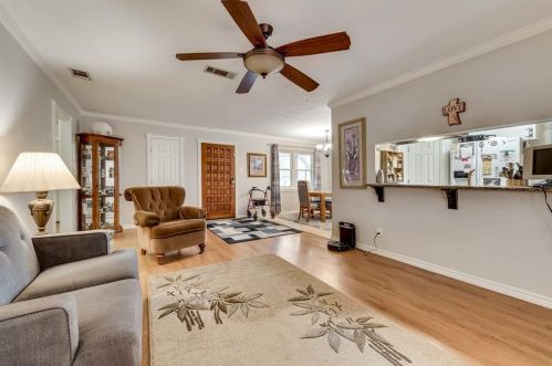 1416 Hillside Dr, Midlothian, TX 76065-2004