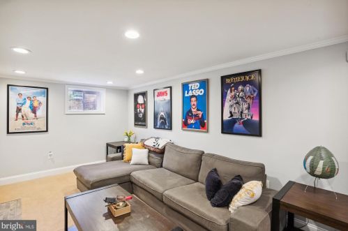 2304 Eccleston St, Silver Spring MD  20902-5015 exterior