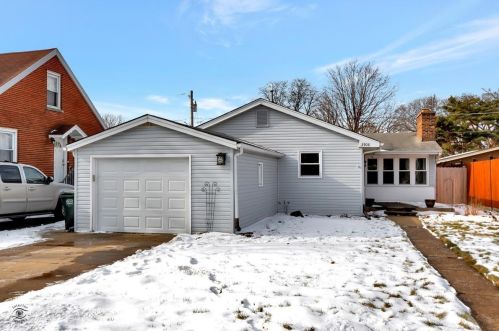 2908 Prairie Ave, Brookfield, IL 60513-1040