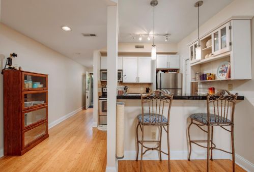 929 Auburnview Dr, Cincinnati OH  45206-2582 exterior