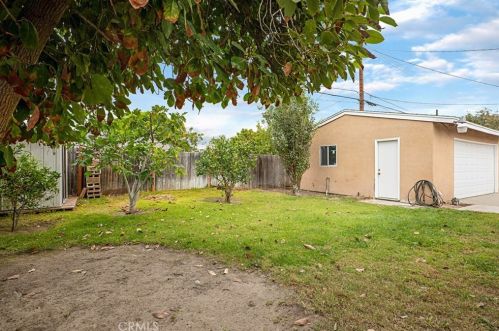 3139 Tyler Ave, Anaheim CA  92801-6039 exterior