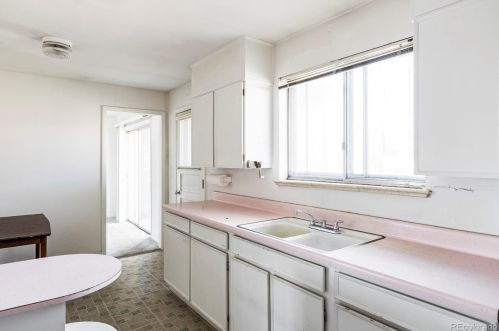 11111 60th Ave, Arvada CO  80004-4625 exterior