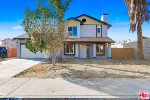 9846 Orchard St, Bloomington, CA 92316-1874