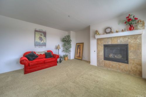 9380 Dauchy Ave, Riverside CA  92508-9213 exterior
