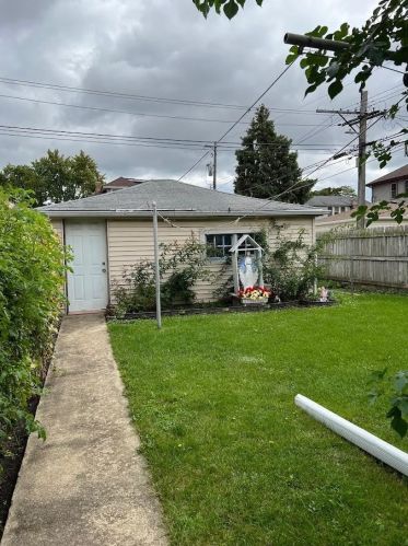 5341 Mont Clare Ave, Chicago, IL 60656