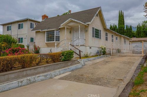 3243 Honolulu Ave, Glendale, CA 91214-3374